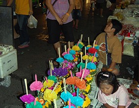 Zwischenstopp Bangkok Lichterfest Loi Kratong