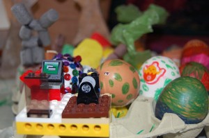 Osterschmuck mit Kindern basteln