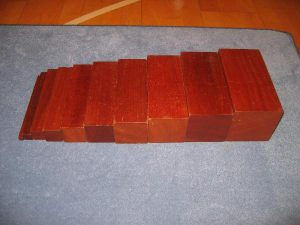 Regelschulkinder mit Montessorimaterial fördern