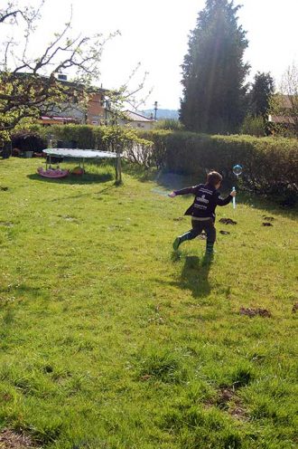 Gartenarbeit und Vorbereitungen fürs Hochbeet