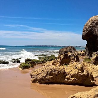 Ferien für Mama an der Algarve - Praia da Galé - Pedras amarelas - Portugal