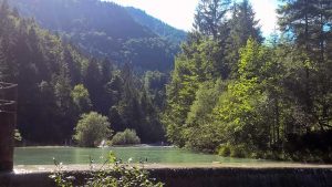 Ausflug in die Berge für familien mit kleinen Kindern: Gießenbachklamm und Schopper Alm