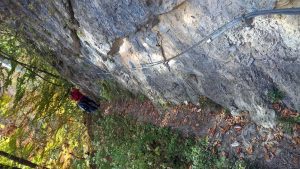 Wanderung zum Grafenloch: Achtung Trittsicherheit erforderlich!