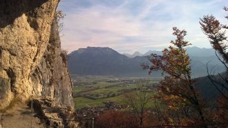 Wanderung zum Grafenloch: Achtung Trittsicherheit erforderlich!