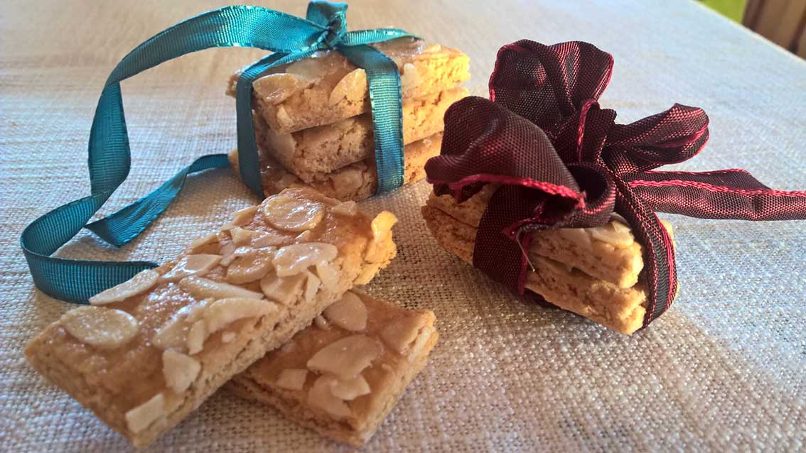 Backen und Dekoration für die Weihnachtszeit zum Einstimmen: kreativer Weihnachtsschmuck