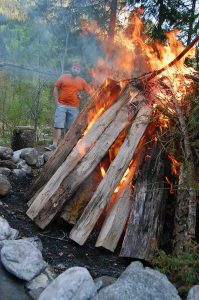 Zeit für Dich allein: Warum Dir eine Schwitzhütte helfen kann