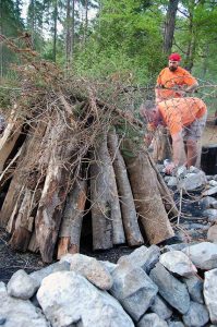 Zeit für Dich allein: Warum Dir eine Schwitzhütte helfen kann