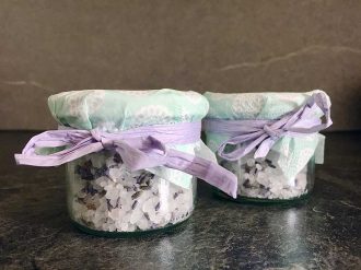 Geschenke in letzter Minute: DIY Badesalz Lavendel