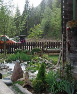 Nachhaltiger Urlaub: Wochenendhaus finden mit der reposee, der Plattform für Freizeitimmobilien