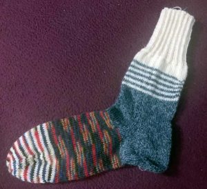 Socken stricken aus Wollresten