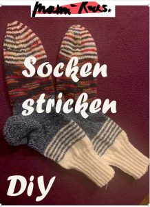 Socken stricken aus Wollresten