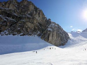 Familienausflug zum Skifahren