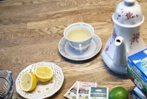 Lebensmittel zum Abnehmen, Tee, Zitrone