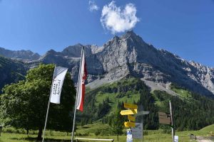 wandern im karwendelgebirge am Ahornboden