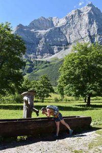 wandern im karwendelgebirge am Ahornboden