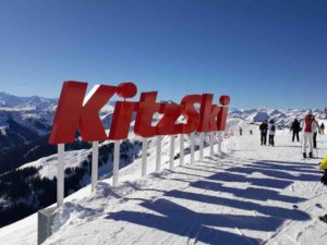 Skifahren mit Teenagern in Tirol