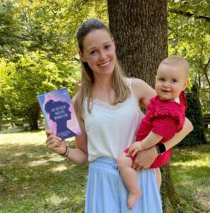 Frau mit Kinderwagen: Autorin von "Auf der Suche nach der wahren Liebe"