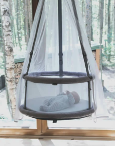 Geborgenheit für Baby und Kinder mit der Memola Babywiege